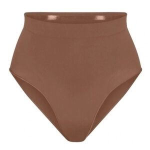 SKIMS shaping underwear seamless sculpt mid-waisted brief jaspe